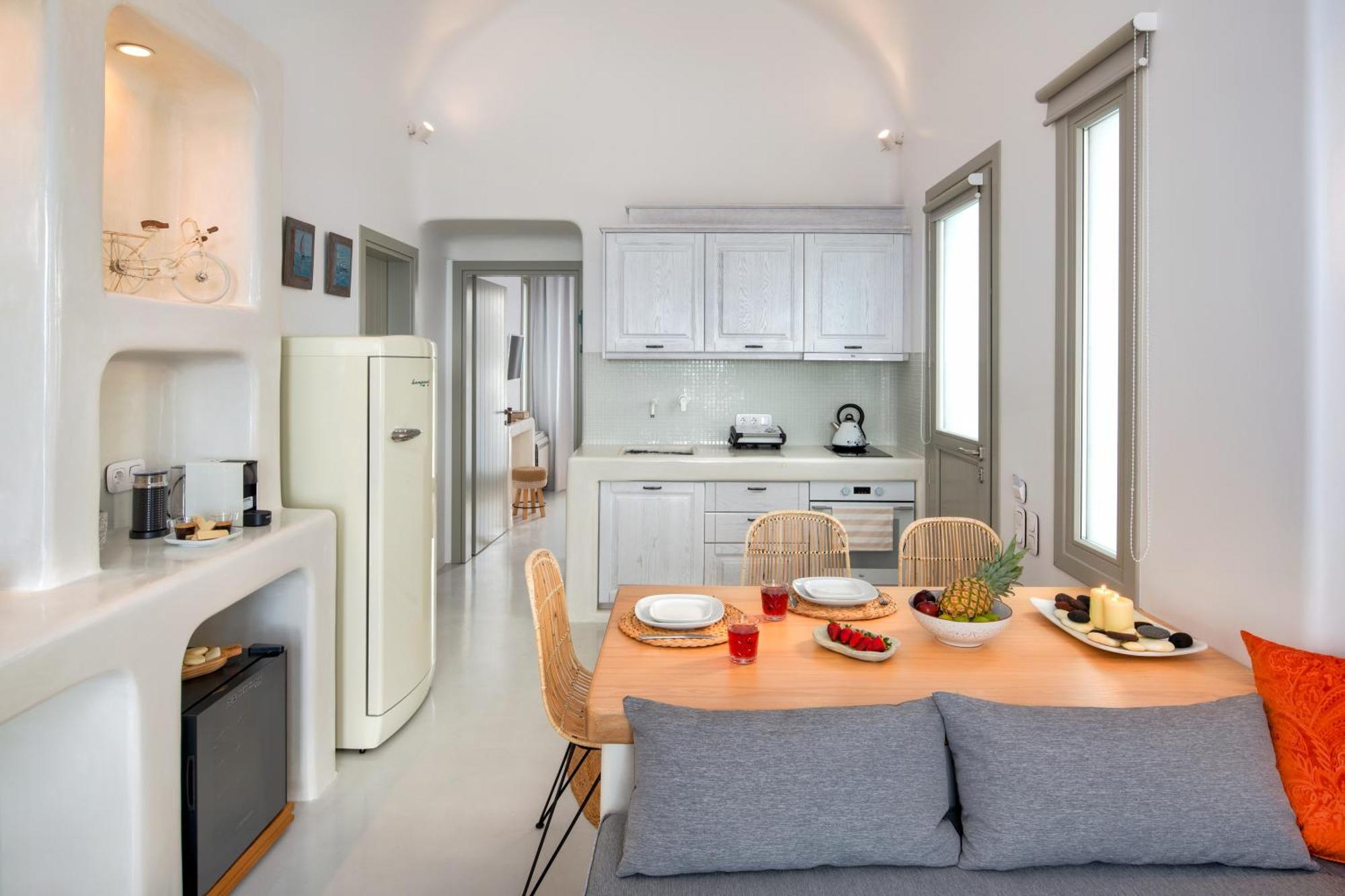 Milestone Villas 메갈로호리 외부 사진
